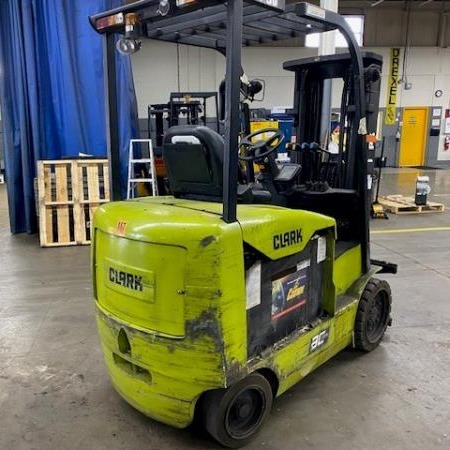 Used 2014 CLARK ECX30 Electric Forklift for sale in Brampton Ontario