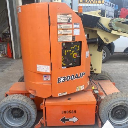 Used 2016 JLG E300AJP Boomlift / Manlift for sale in Langley British Columbia