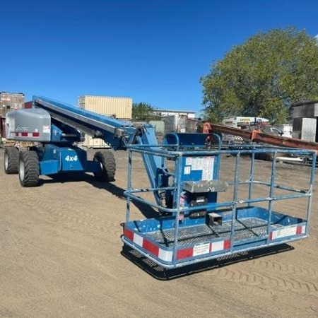 Used 2007 GENIE S65 Boomlift / Manlift for sale in Kamloops British Columbia