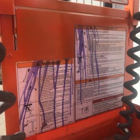 Used 2016 JLG 2632ES Scissor Lift for sale in Red Deer Alberta