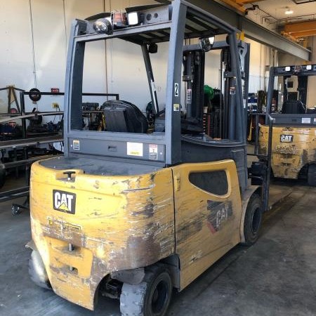 Used 2018 CAT 2EP6500 Electric Forklift for sale in Surrey British Columbia