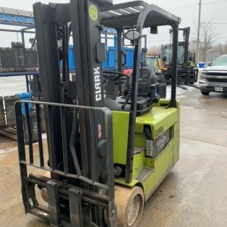 Used 2017 CLARK TMX25 Electric Forklift for sale in Kitchener Ontario