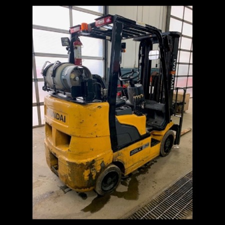 Used 2021 HYUNDAI 25LC-7A Cushion Tire Forklift for sale in Kitchener Ontario