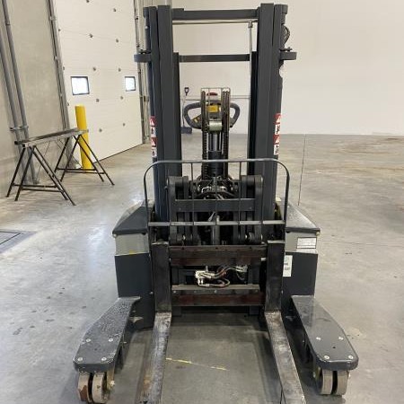 Used 2014 COMBILIFT WR4 Side Loader Forklift for sale in Calgary Alberta