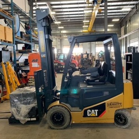 Used 2013 CAT 2EPC6000 Electric Forklift for sale in Calgary Alberta