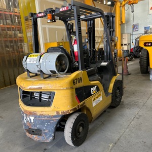 Used 2018 CAT GP25N5 Pneumatic Tire Forklift for sale in Tukwila Washington