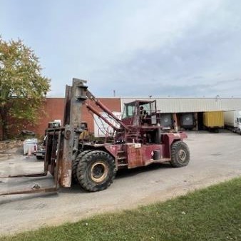 Used 1993 TAYLOR TEFC950L Pneumatic Tire Forklift for sale in Lachine Quebec