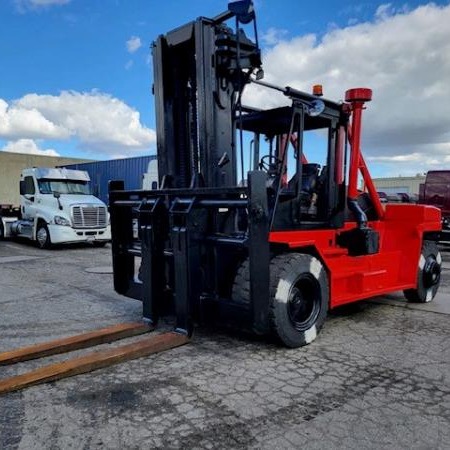 Used 2013 TAYLOR TXH350L Pneumatic Tire Forklift for sale in Fontana California