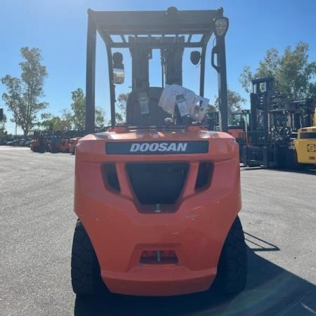 Used 2018 DOOSAN G30P-7 Pneumatic Tire Forklift for sale in Phoenix Arizona