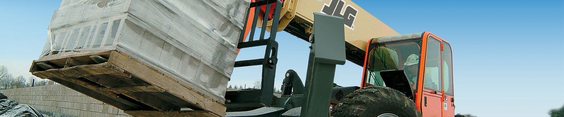 Operator training done on a telehandler at a construction site