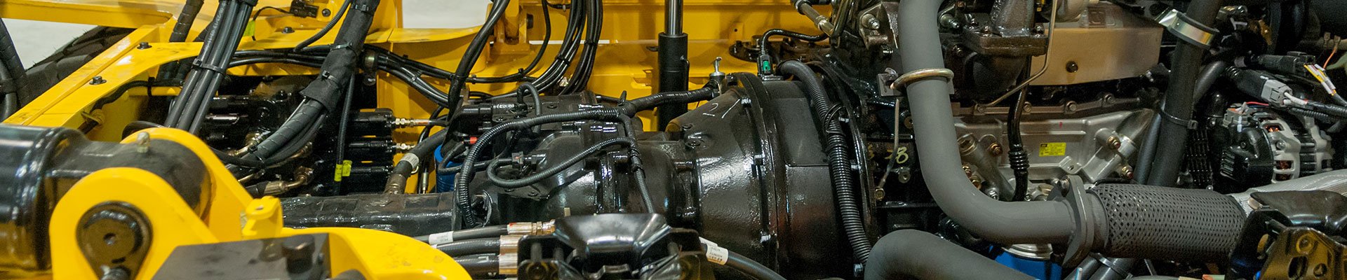 Transmission inside of a forklift