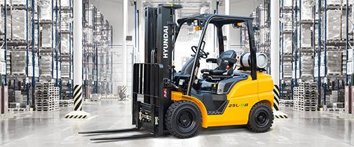 Hyundai LPG forklift sitting in a warehousing