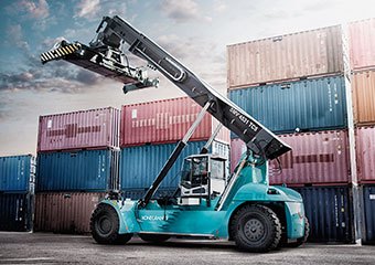 Konecranes reach stacker working in a port