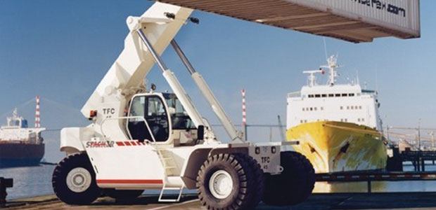 PPM reach stacker driving in a port