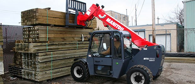 Instructor training on a Manitou MTA forklift