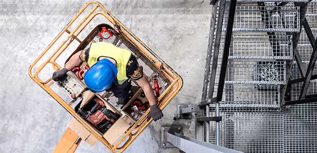 Worker training in a mobile elevated work platform