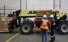 Operator Training to use a telehandler