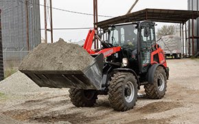 Training on a wheel loader