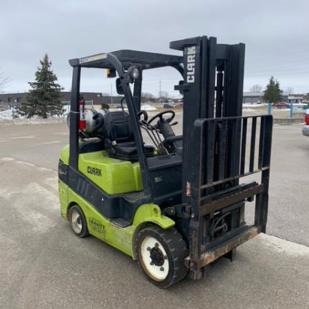 Used 2018 MITSUBISHI FGC70K Cushion Tire Forklift for sale in Portland Oregon