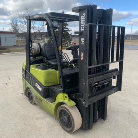 Used 2014 CLARK C25C Cushion Tire Forklift for sale in Stratford Ontario