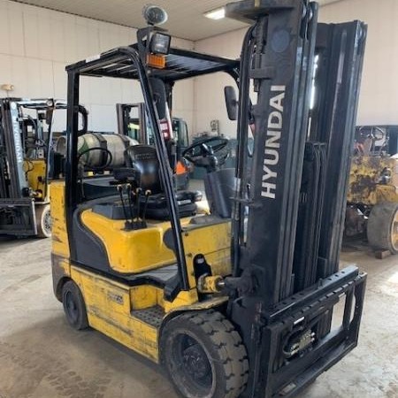 Used 2018 HYUNDAI 30LC-7A Cushion Tire Forklift for sale in Kitchener Ontario