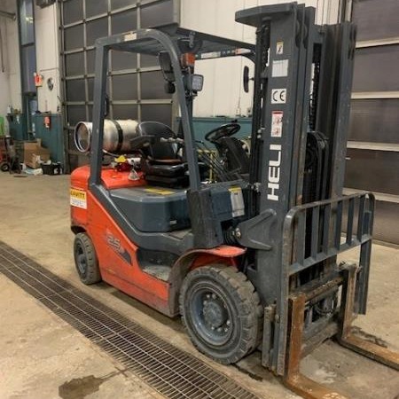 Used 2021 HELI CPYD25-KU1H Pneumatic Tire Forklift for sale in Kitchener Ontario